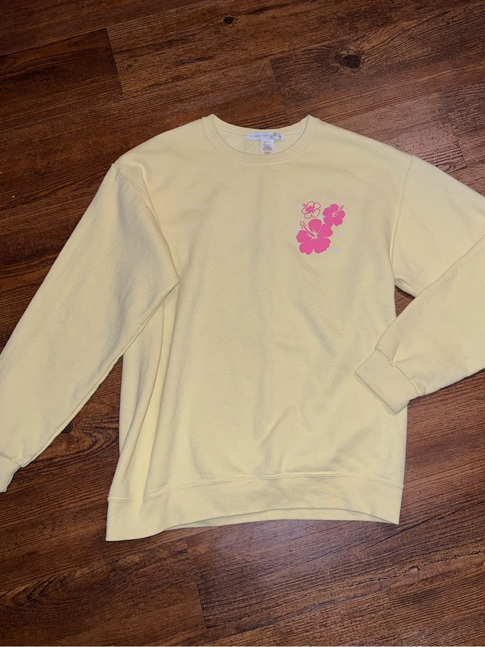 Altar'd State Yellow Pink Hibiscus Floral Coastal Crewneck Sweatshirt Size XS/S - Picture 5 of 10